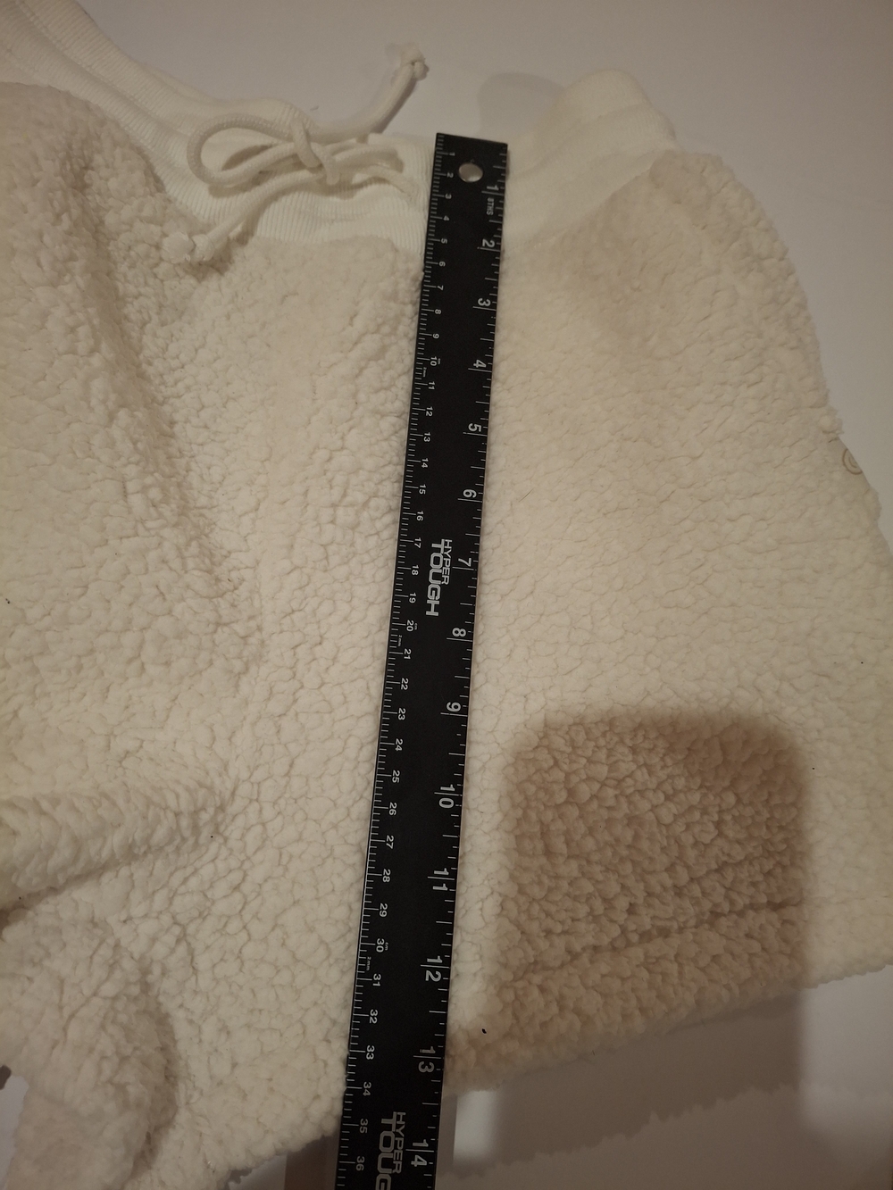 Gilly Hicks Cream Sherpa Lounge Shorts - Picture 3 of 8